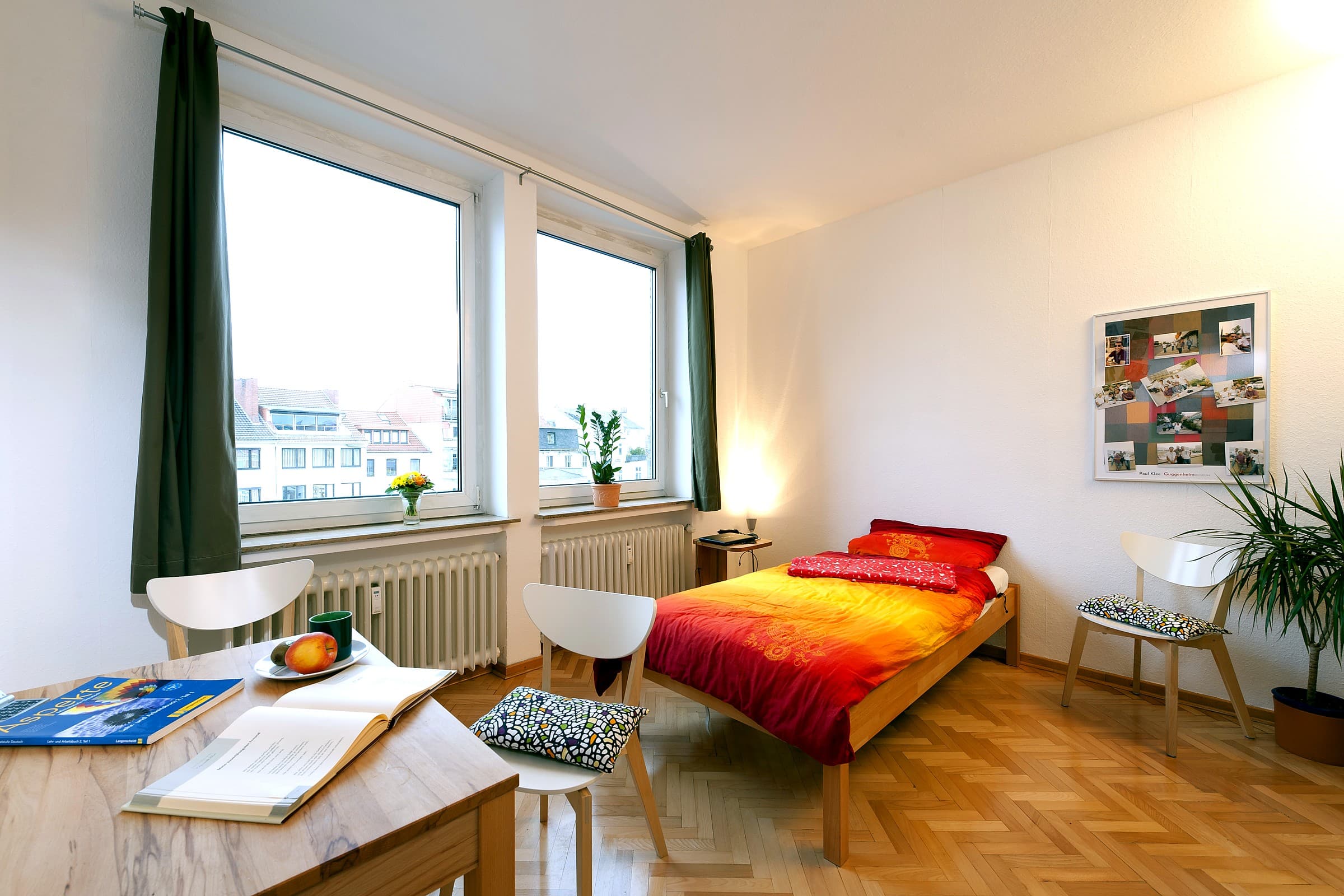 bright fürnished student room prepared for a stable stay in Bremen